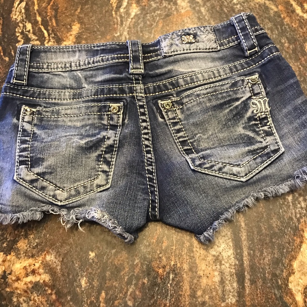 Miss me short size 25
